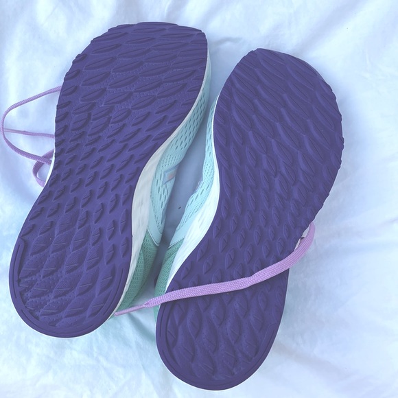 GUC Cute NewBalance Sz-7Y=Women-8.5 Tried On, Washed But Didn’t Wear, 8/10rated - Picture 4 of 16